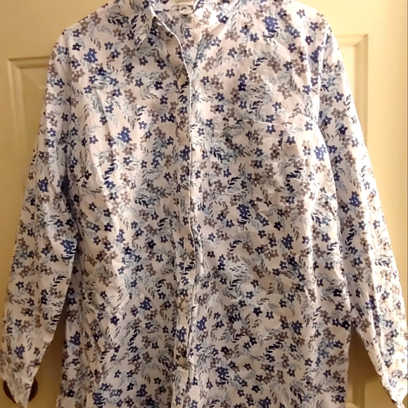 Coldwater Creek Tops - Women's Coldwater Creek  floral button up shirt.